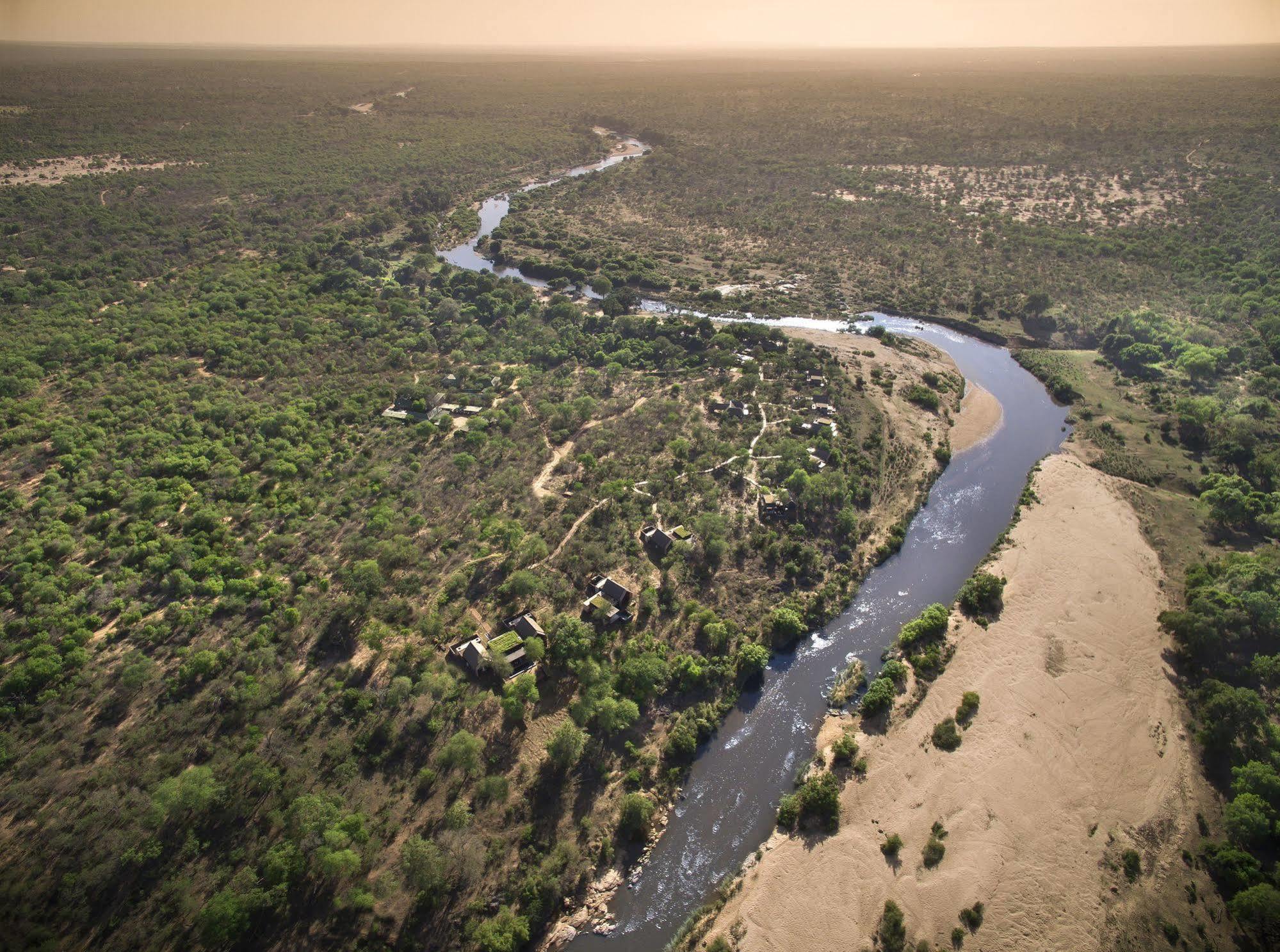 Lion Sands - Tinga Lodge Skukuza Extérieur photo
