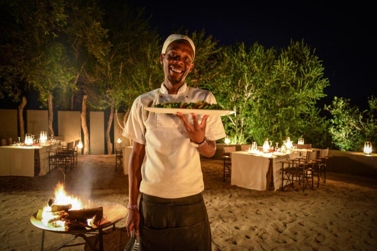 Lion Sands - Tinga Lodge Skukuza Extérieur photo